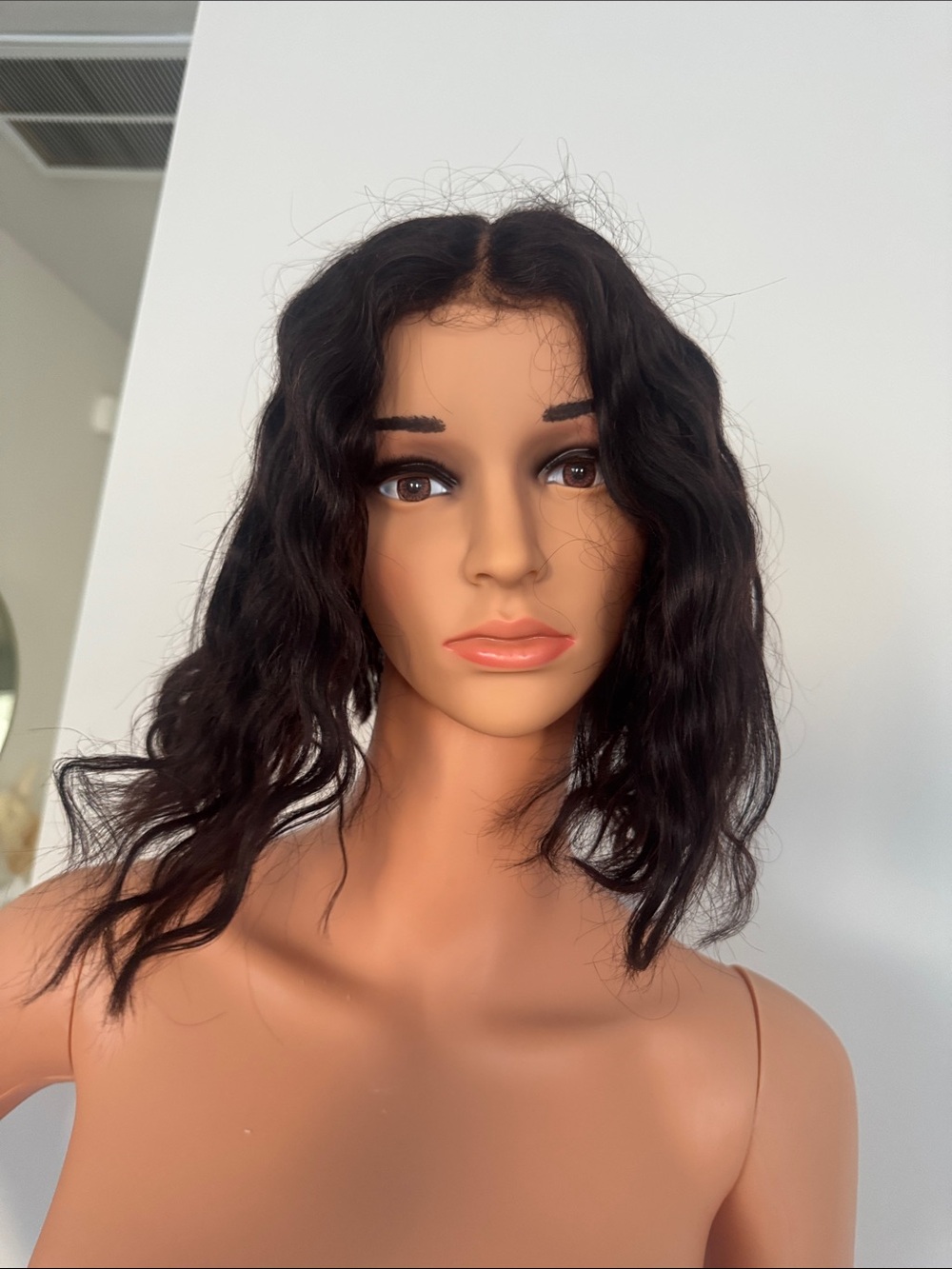 Wavy Shoulder-Length Women's Wig in Dark Brown - Natural Look
